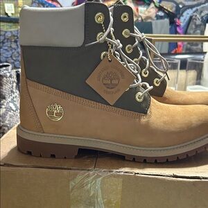 Timberland Tan and Brown Boots with Gold Details
